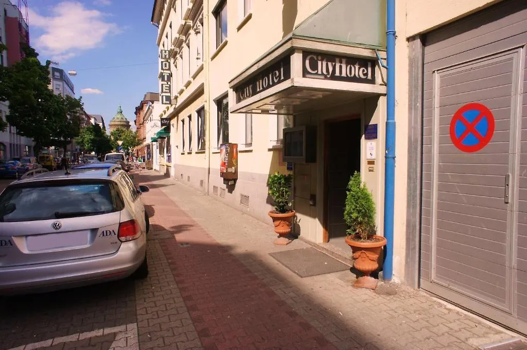 City Hotel MHG